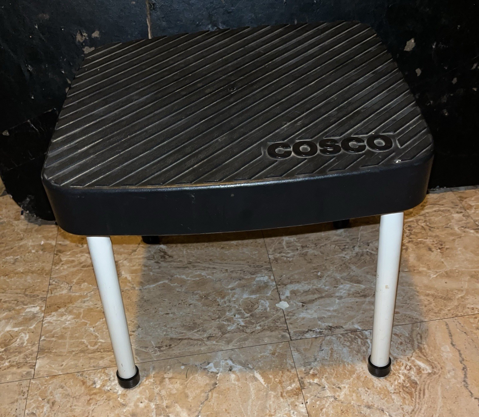 Cosco Vintage Kitchen Step Stool Retro USA