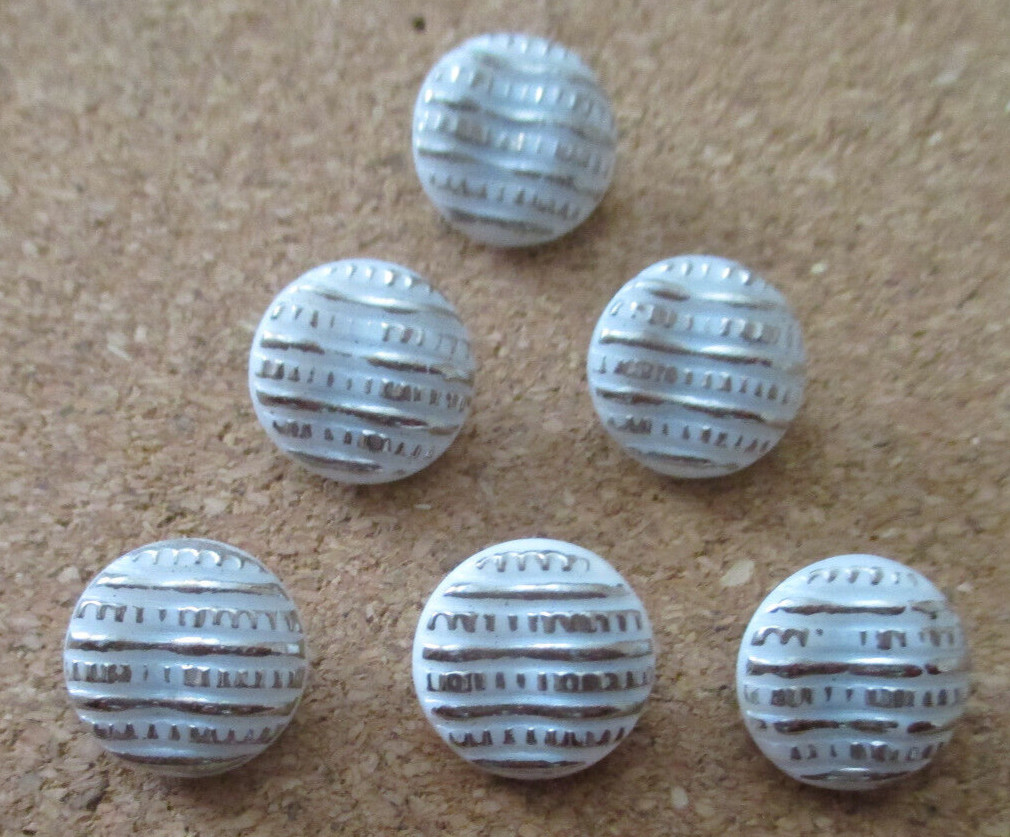 6-Czech Glass Art Deco Silver Accents on Round Wavy White Buttons #32 – 12.17mm