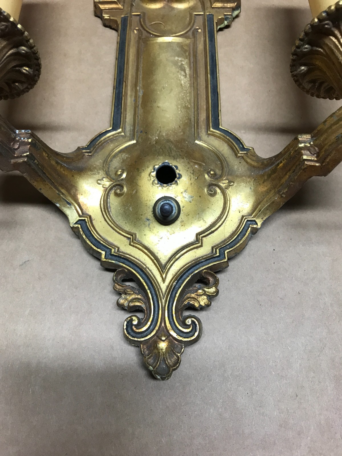 1 VTG Antique Neoclassical Double Scroll Arm Wall Sconce Light Fixture 1073-26B
