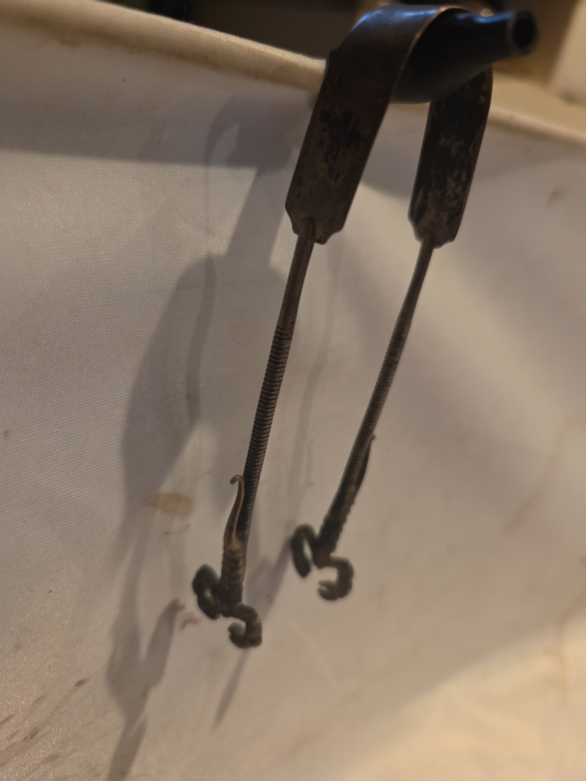 Antique Vintage ICE CUBE, SUGAR, OLIVE CLAW TONGS 4.5″ Long ??
