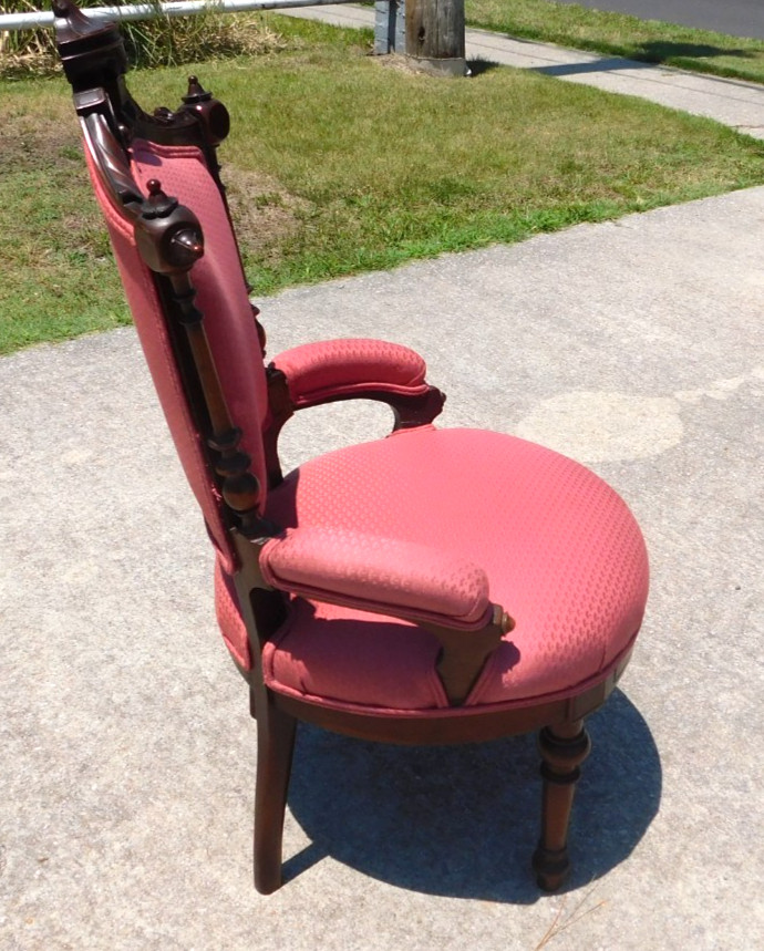 Parlor Set~~Walnut Victorian~~2 Piece