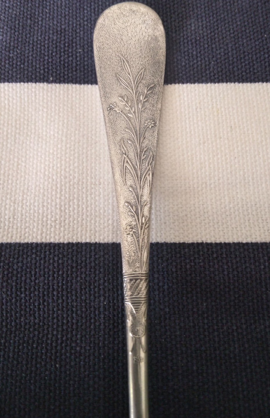 Vintage Antique N. F Silver Co Wheat Design Pickle Olive Fork EUC 7.25″