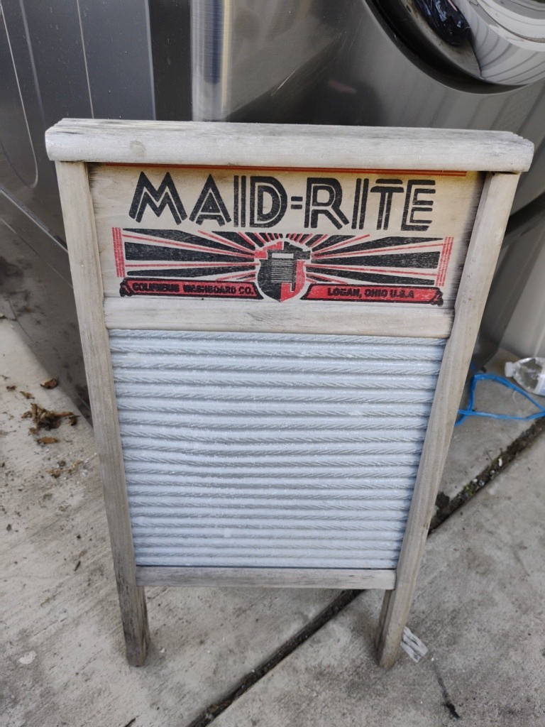 Farmhouse Decor Vintage Maid-Rite Wash Board Columbus Washboard Co Ohio USA