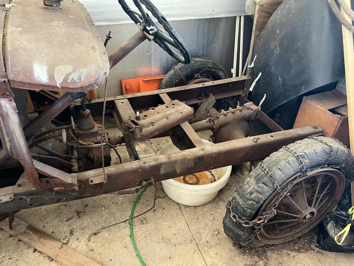 Ford DoodleBug Model A/Model AA 4- Speed Trans- Tractor parts/project