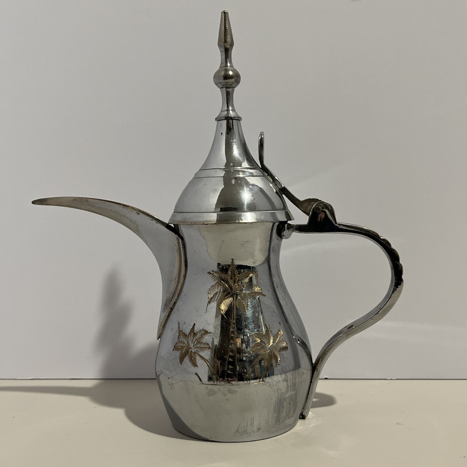 VTG Arabic Dallah Traditional Arabic Coffee Pot Plated Boho Palm Trees. KA-9