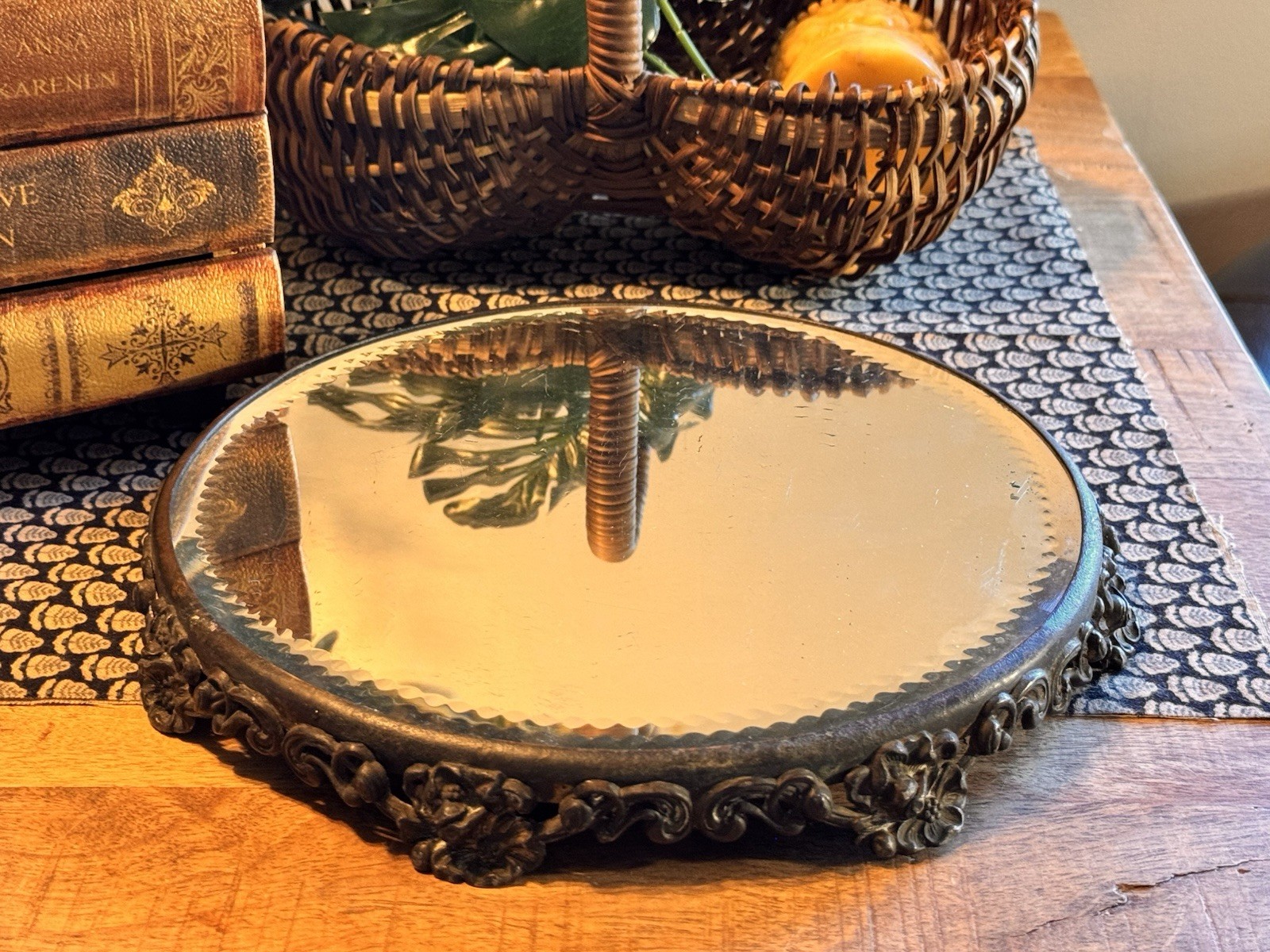 Antique Round Gold Vanity Tabletop Mirror with Floral Metal Frame