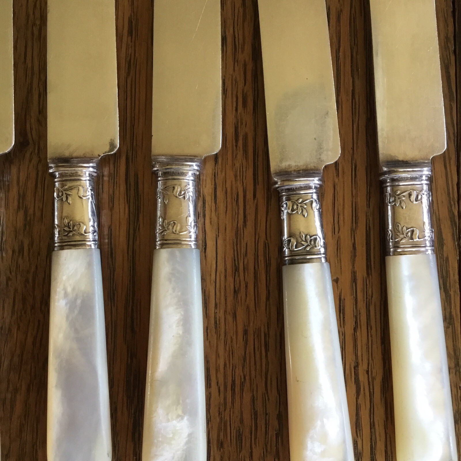 Vintage Flatware Set LANDERS FRARY & CLARK 6 Knives 6 Forks MOP Handles Orig Box