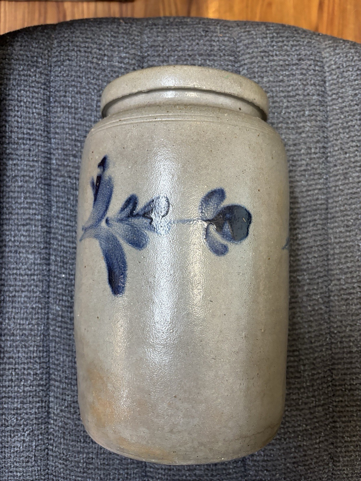 Antique Crock Cobalt Blue Painted Floral Crock. 10.5x6x6″ Roughly.