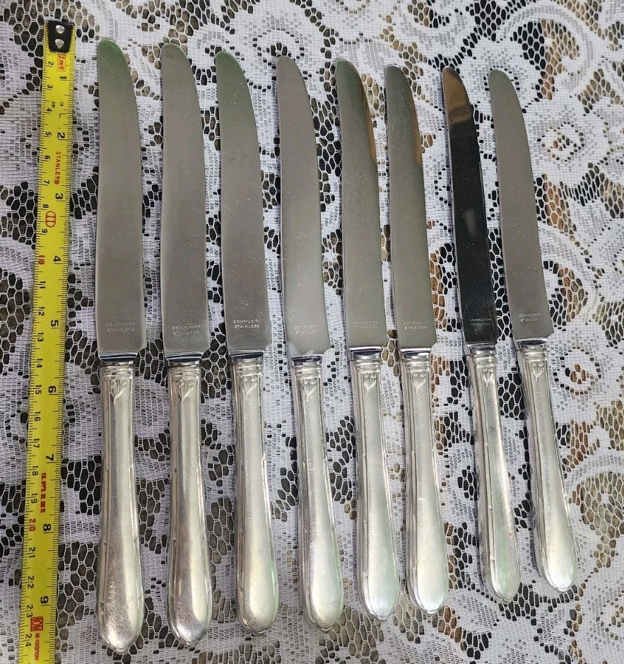 ✅ LOT OF 8 c1935 BERKLEY SQUARE SILVERPLATED NEW FRENCH HOLLOW PLACE KNIVES 🍽