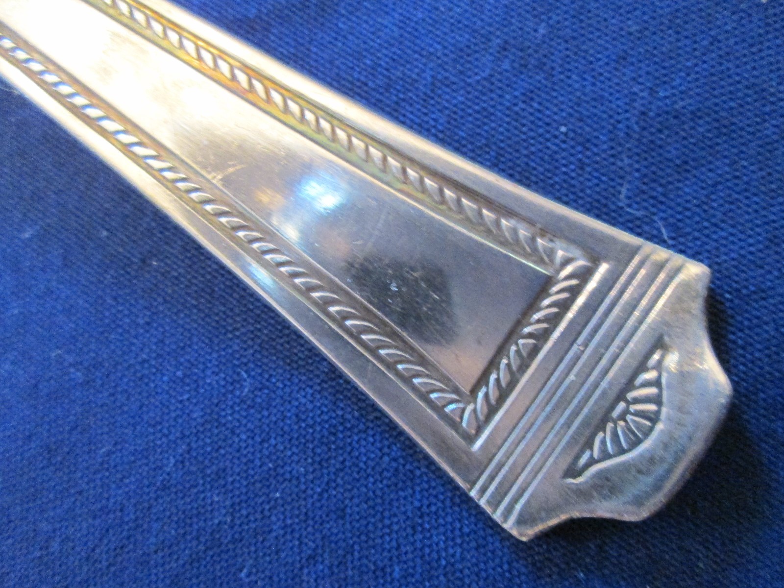 MEAT FORK! Vintage SHEFFIELD PLATE USA silverplate SHEFFIELD FIVE pattern LOVELY