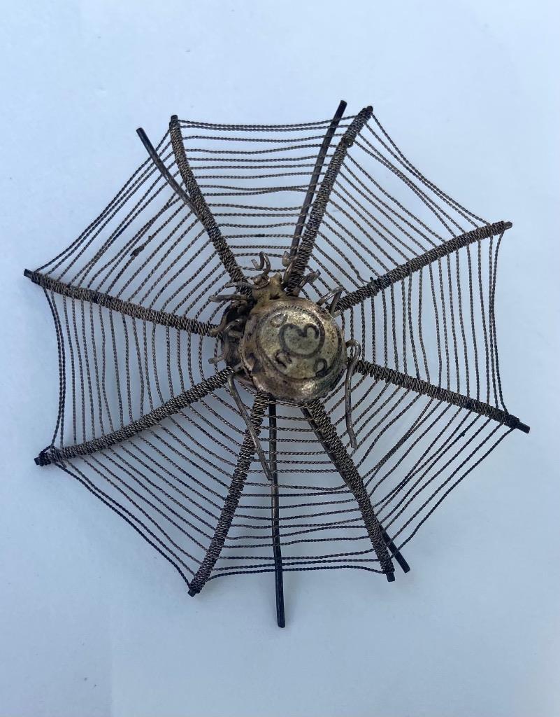 Antique Victorian Silver Small 2” Spider Web Art Place Card Holder Jewelry Pin