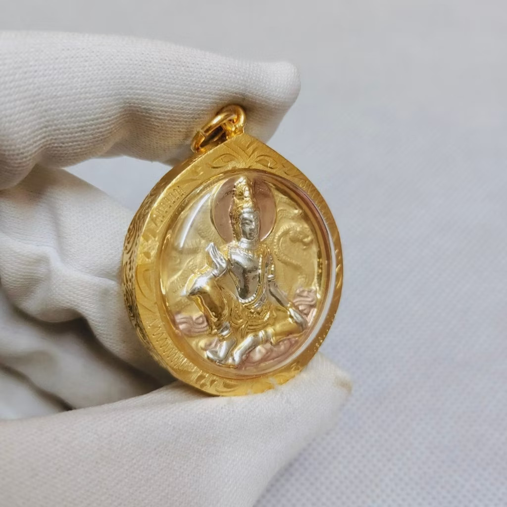 Jatukam Ramthep “Billionaire Edition” Thai Amulet Coin With Gold Micron Case