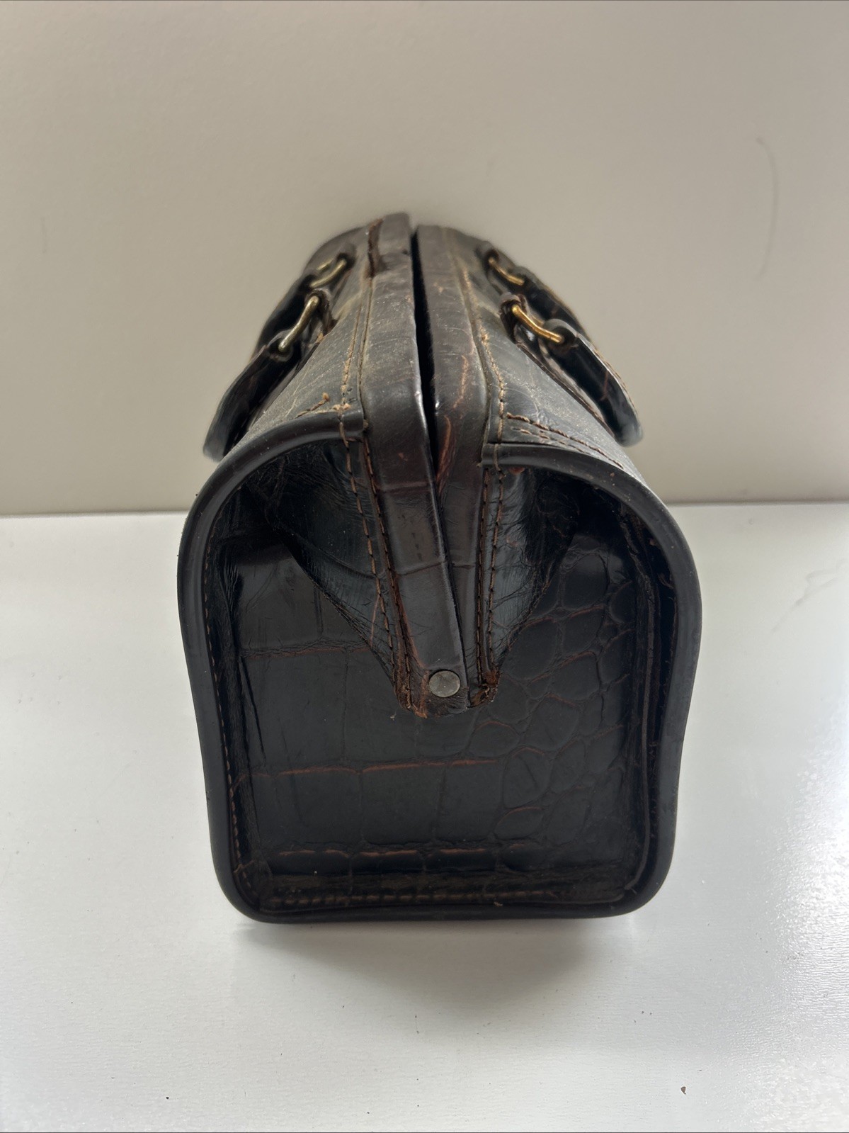 UPJOHN Top Grain Cowhide/HOMA Brass Clasp, Doctor/Satchel Bag Vintage