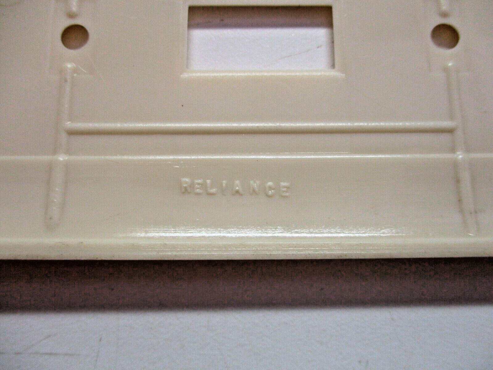 Reliance Beige 4-Gang Bakelite Deco Ribbed Lines Switch Wall Plate Cover MCM Vtg