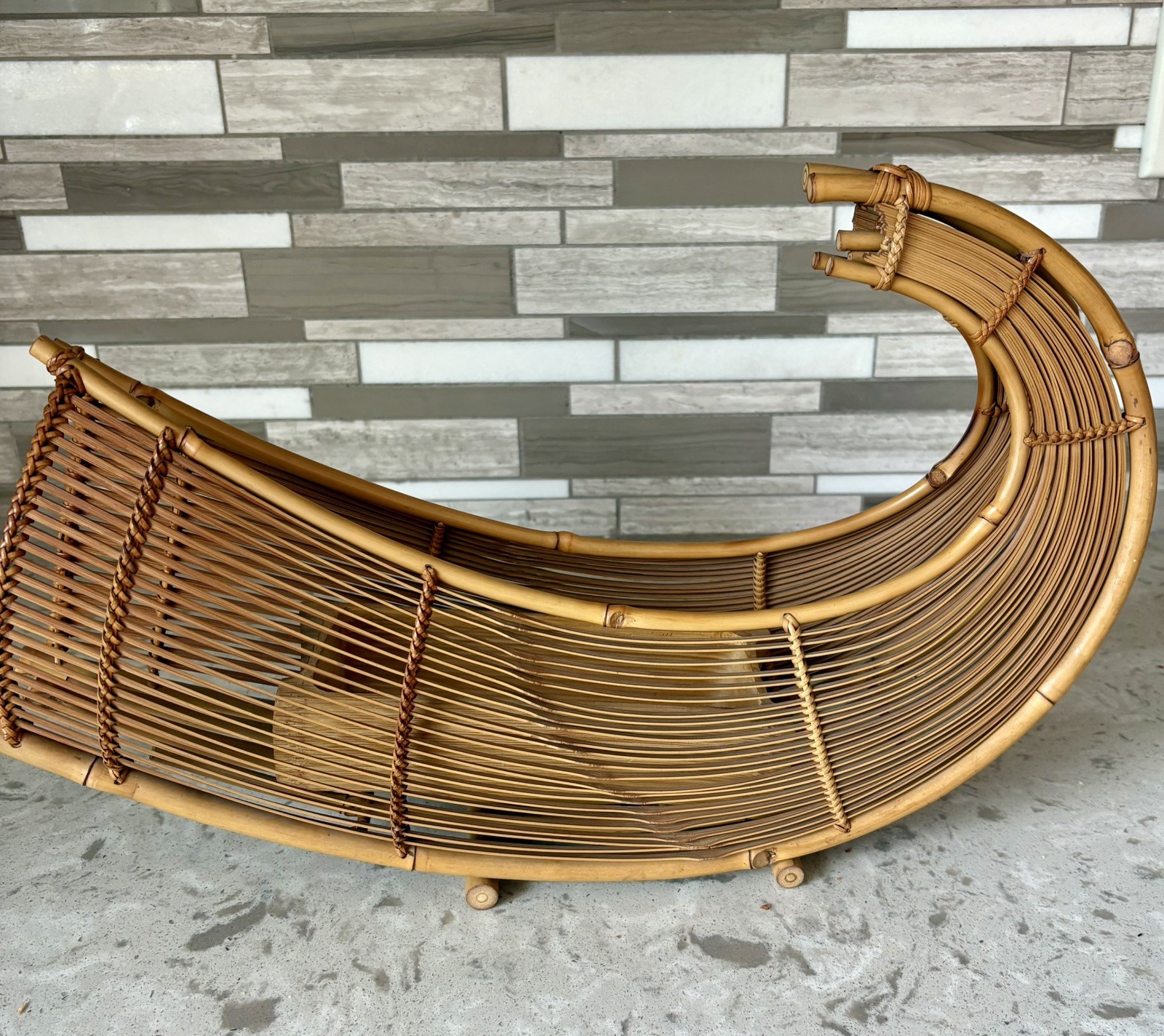 VTG Japanese Ikebana Bamboo Basket – Handmade Bamboo Vase by Homma Chikukobo