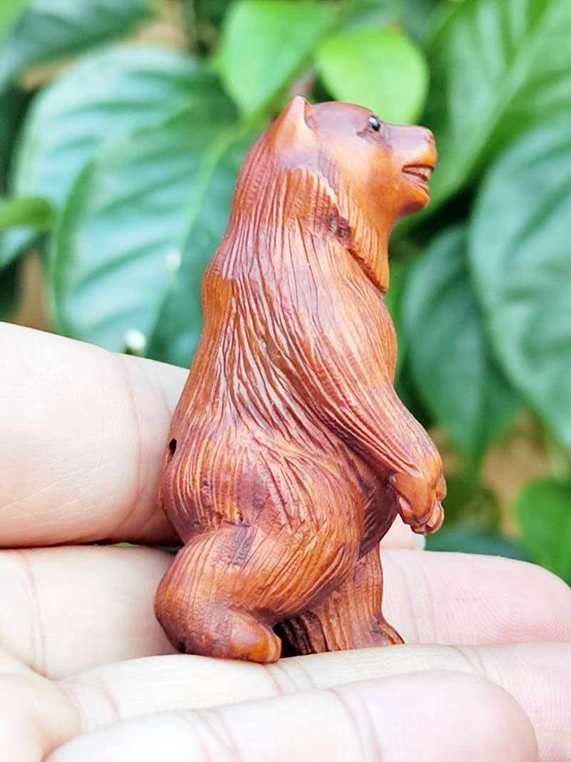 GX1758 – 20 Years Old 2″ Hand Carved Boxwood Netsuke – Walking Bear