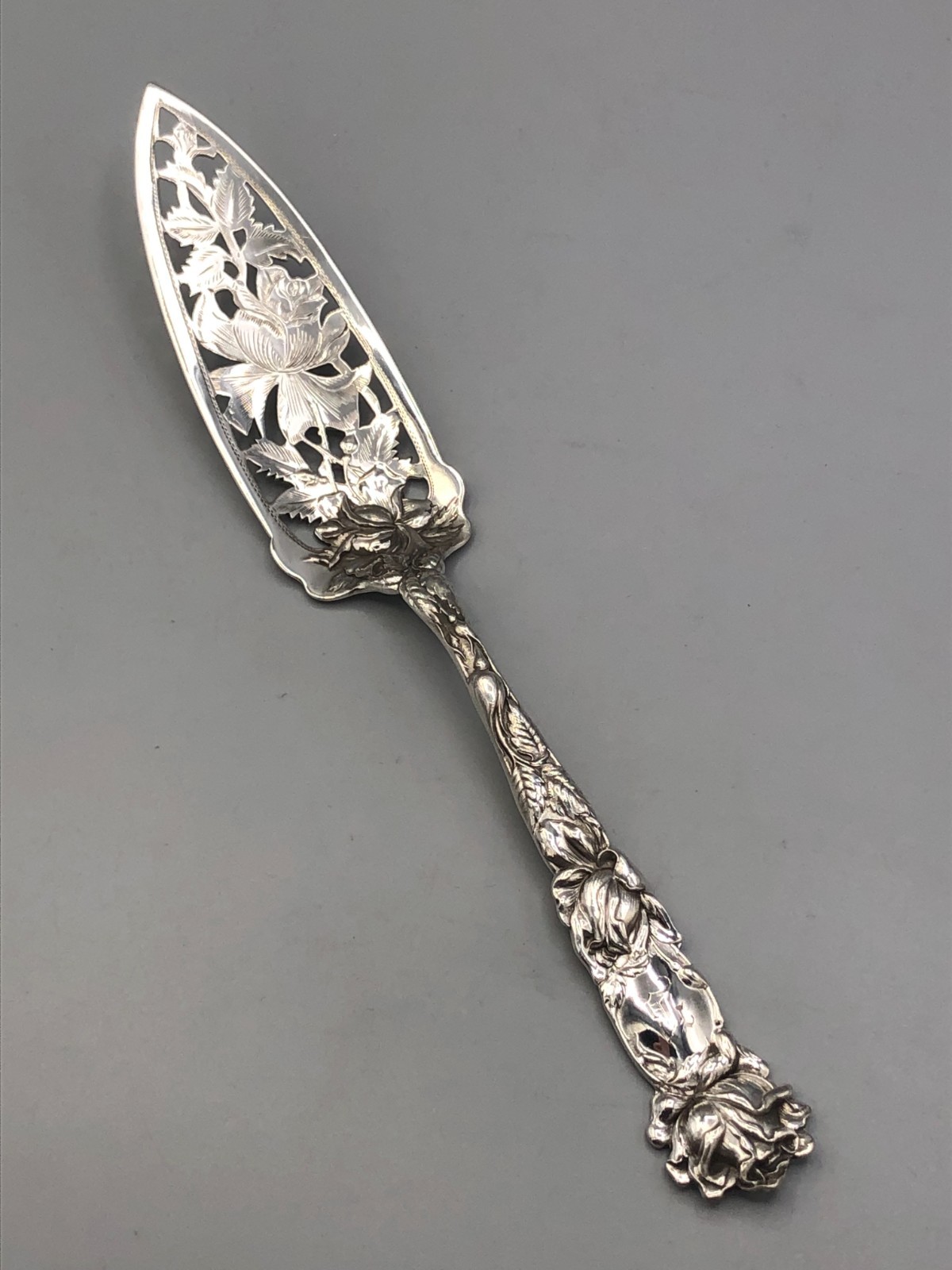 Bridal Rose by Alvin Sterling Silver Jelly/Cake Server 9 1/8″, antique original