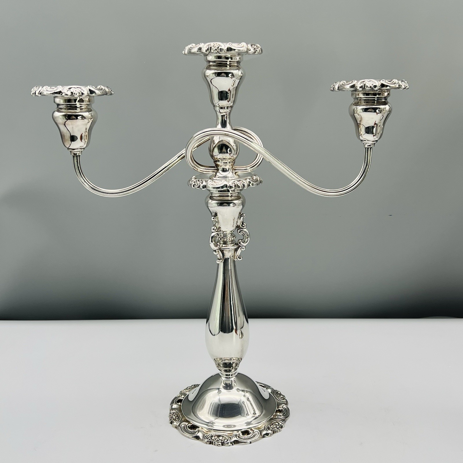Set 2 BAROQUE 3-light Candelabra WALLACE SILVERPLATE 13″ 14″ CONVERTIBLE 5-lb Pr