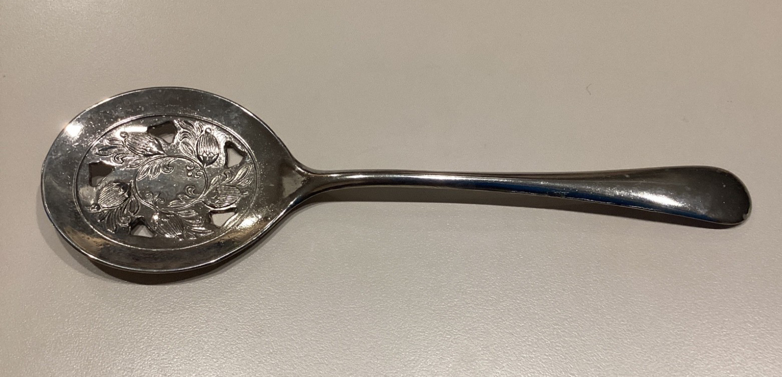 Vintage Leonard Silverplate Tomato Cranberry Slotted Serving Spoon Italy 8”