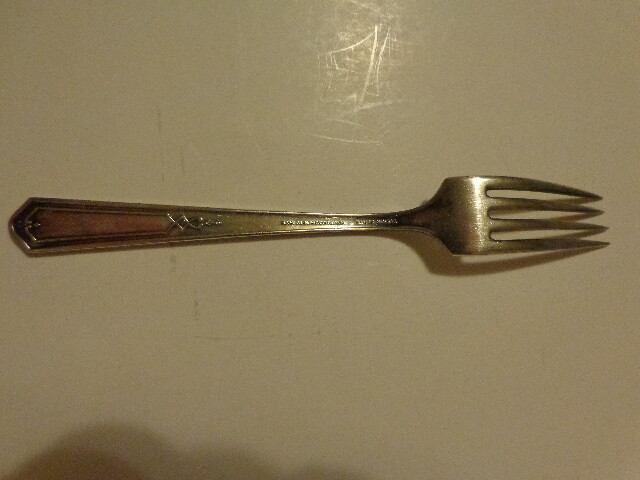 Antique Silverplate Oneida Tudor Plate Fork Community Made 1927 Mary Stuart