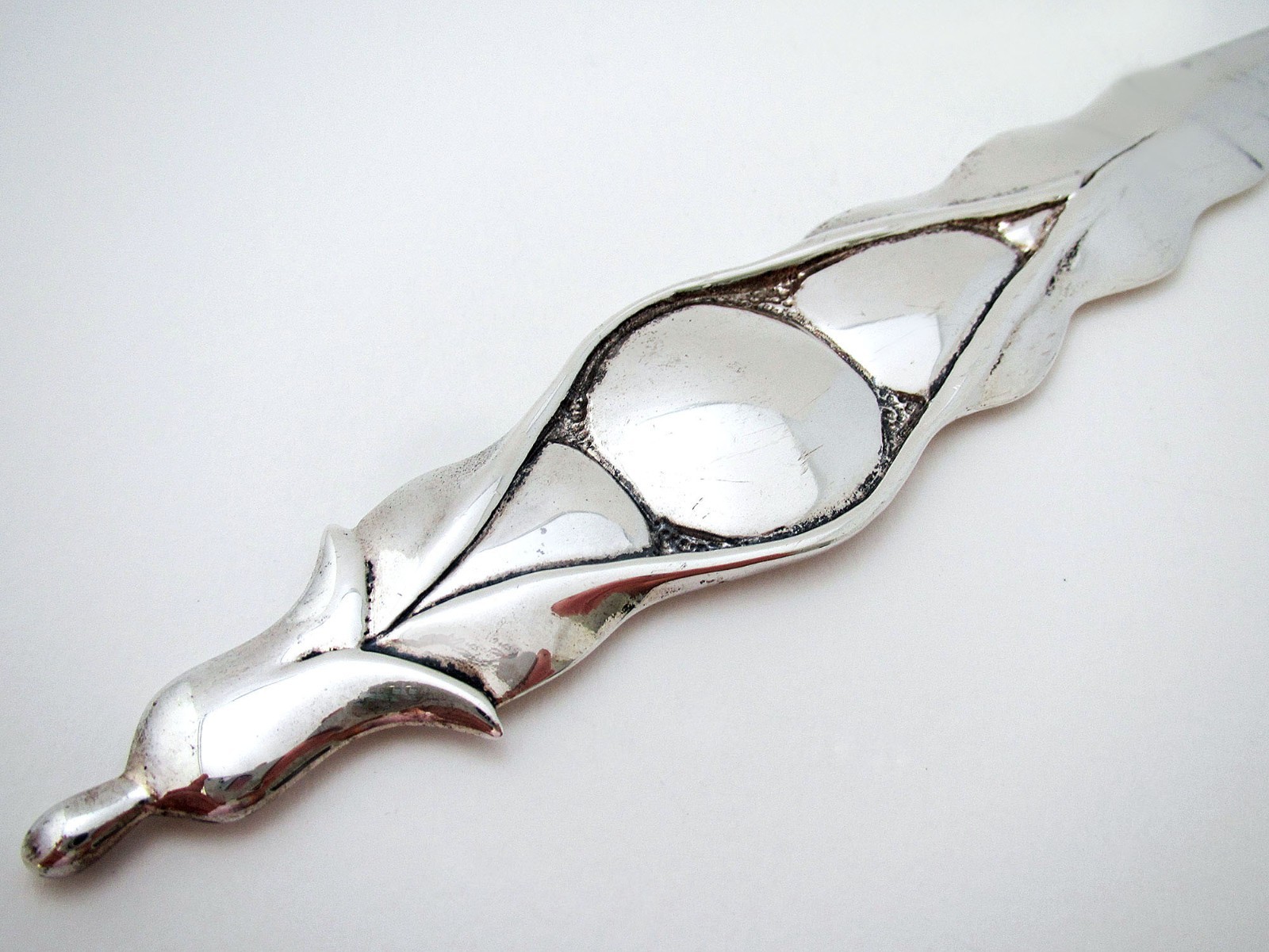 Rare Asprey & Co Vintage Solid Sterling Silver ‘Pea Pod’ Letter Opener 85g