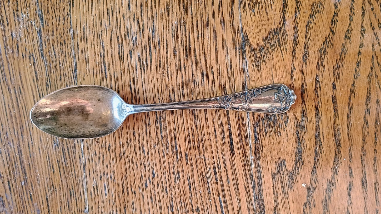 Whiting Imperial Queen Sterling Silver Teaspoon – 6″ – Antique Victorian Pattern