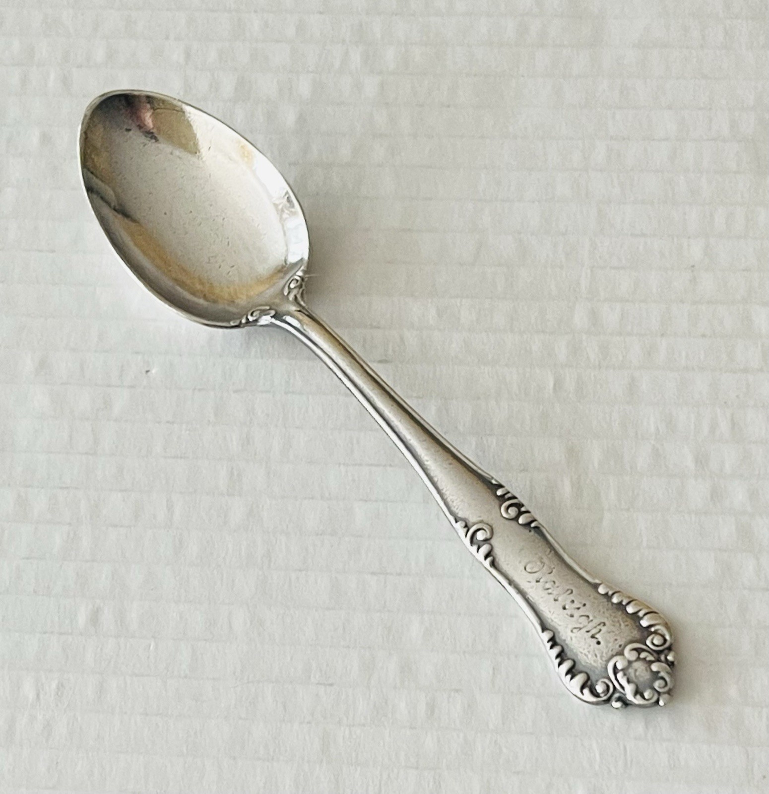 Reed & Barton Silverplate Carlton Teaspoon Raleigh Souvenir Spoon Antique