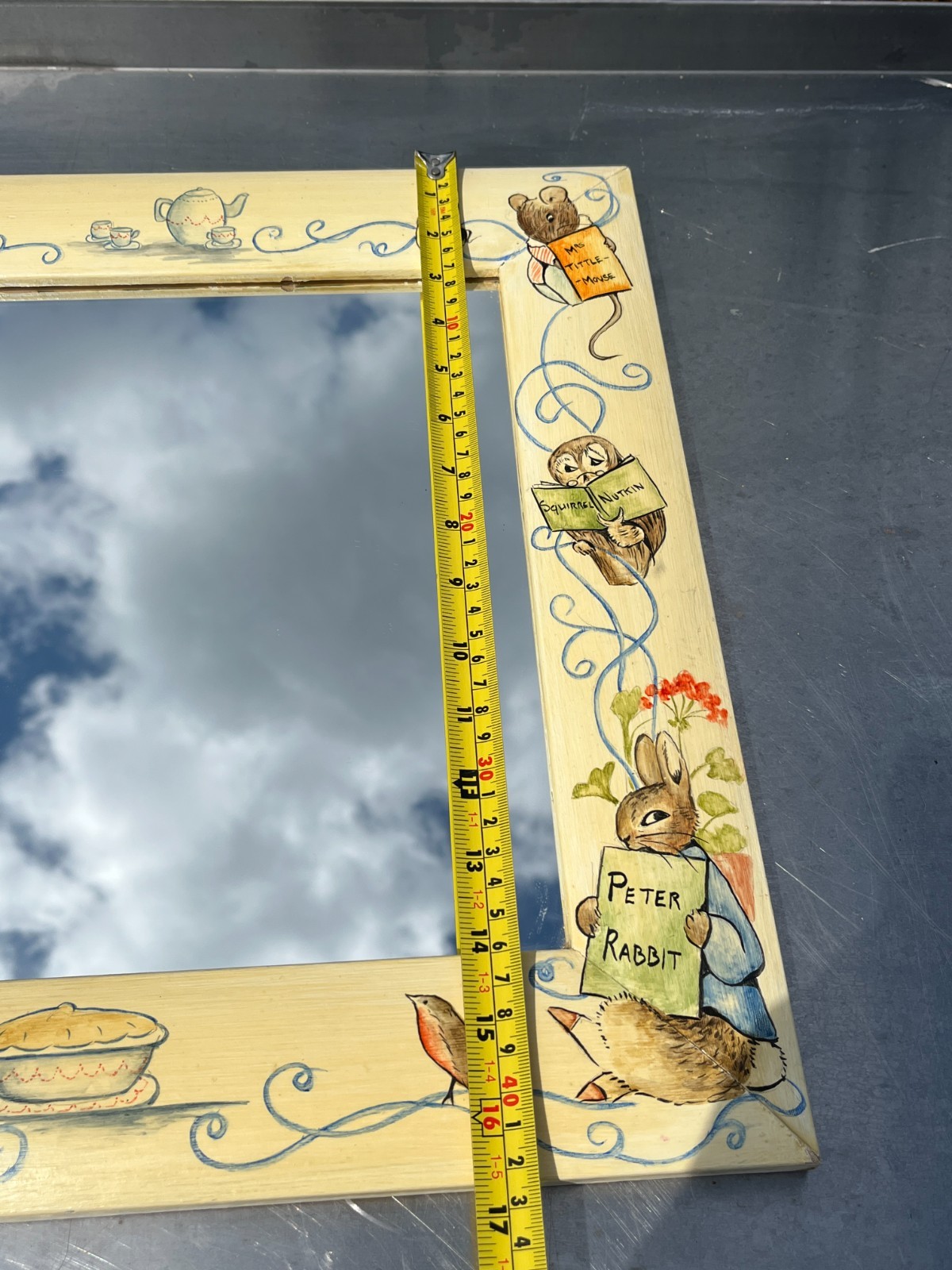 LARGE VINTAGE HAND PAINTED PETER RABBIT BEATRIX POTTER MIRROR NURSERY COTTAGE