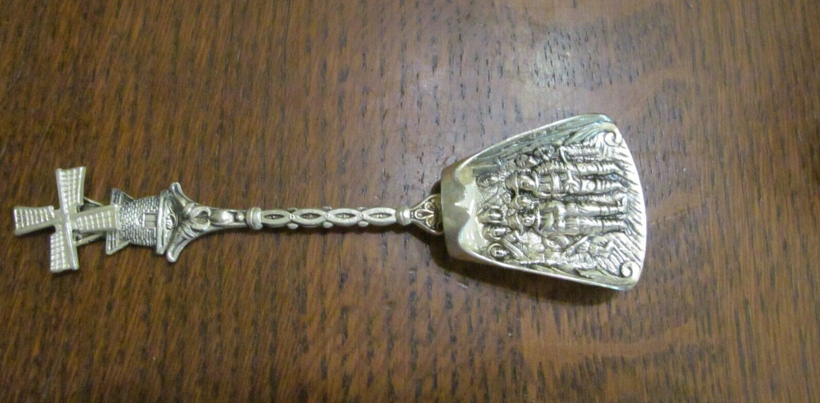 *90 NIO Silverplate Holland Windmill Sugar Shovel Spoon