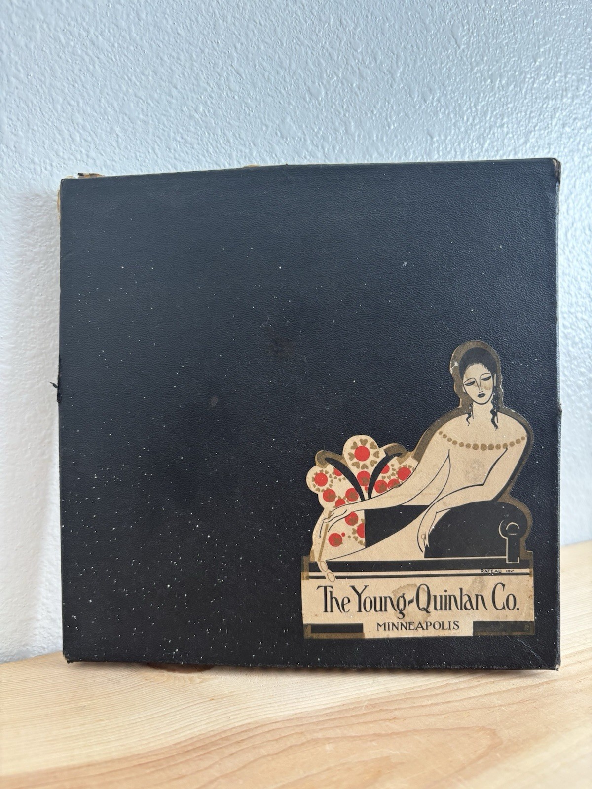 RATEAU Design Art Deco Label The Young Quinlan Co. Minneapolis ~ Empty Box ~
