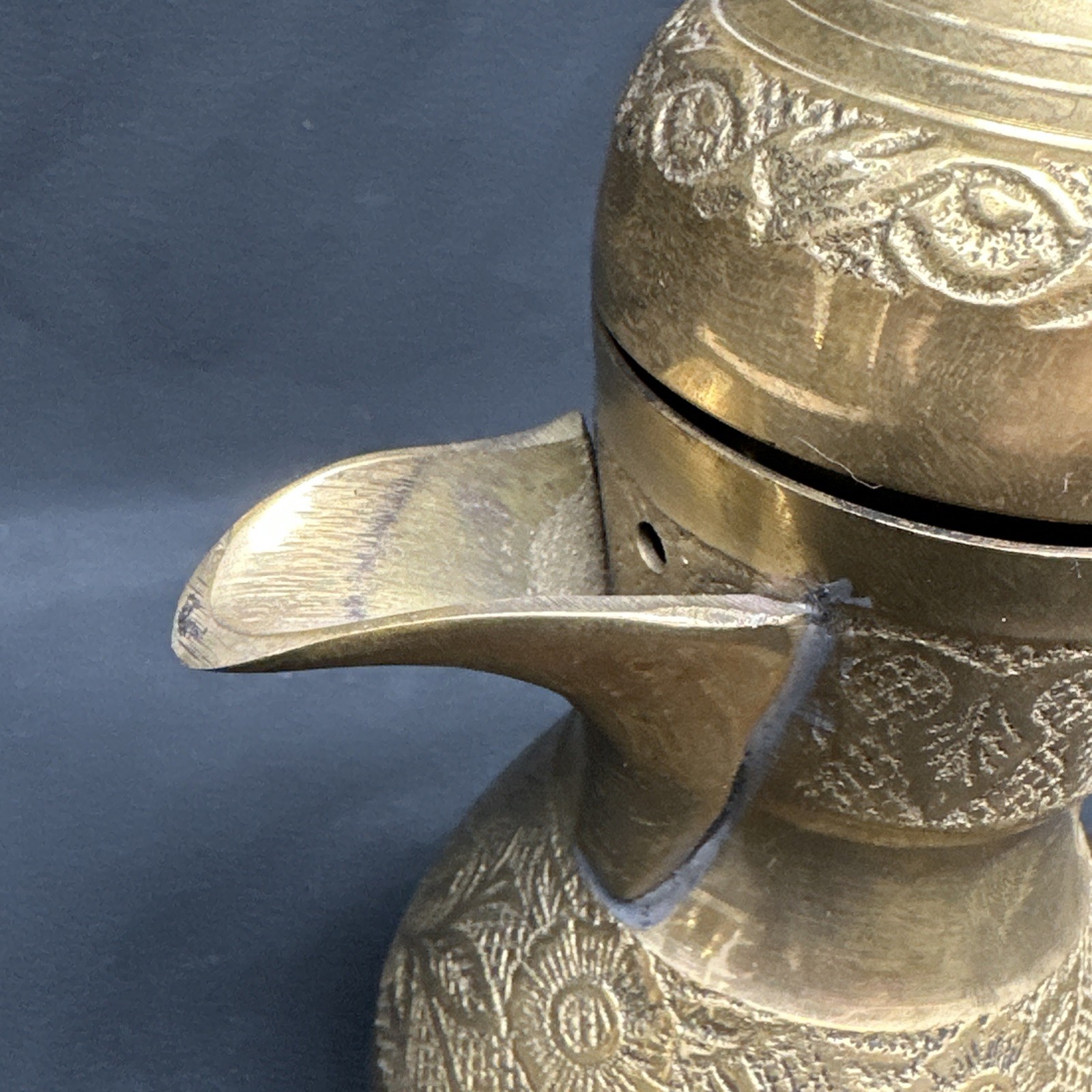 Brass Dallah Middle Eastern Coffee/Tea Pot Approx 9″ Floral Goldtone Etched