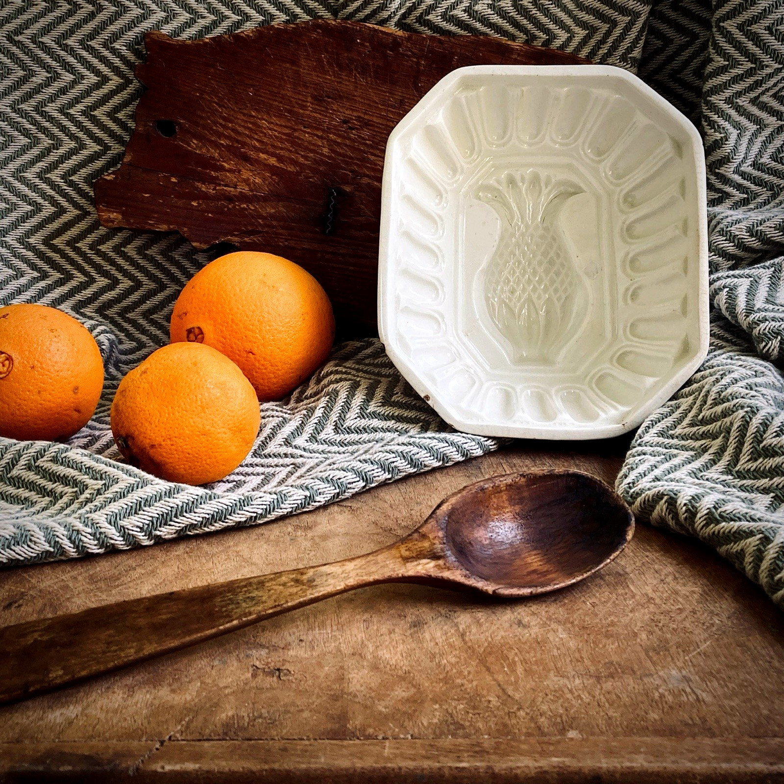 English Victorian Ironstone- Pudding Jelly mold 19th Century Welcoming Pineapple