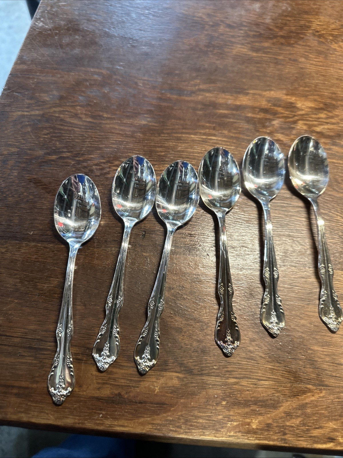Vintage Rogers & Bros IS Silver Plated Southern Splendor 6 Teaspoon