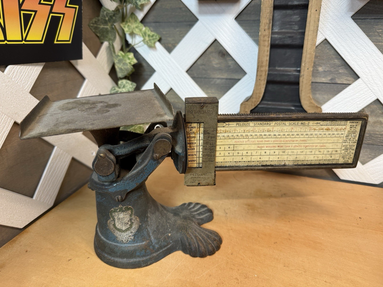 Antique Standard Pelouze Manufacturing Company Postal Scale No. 2