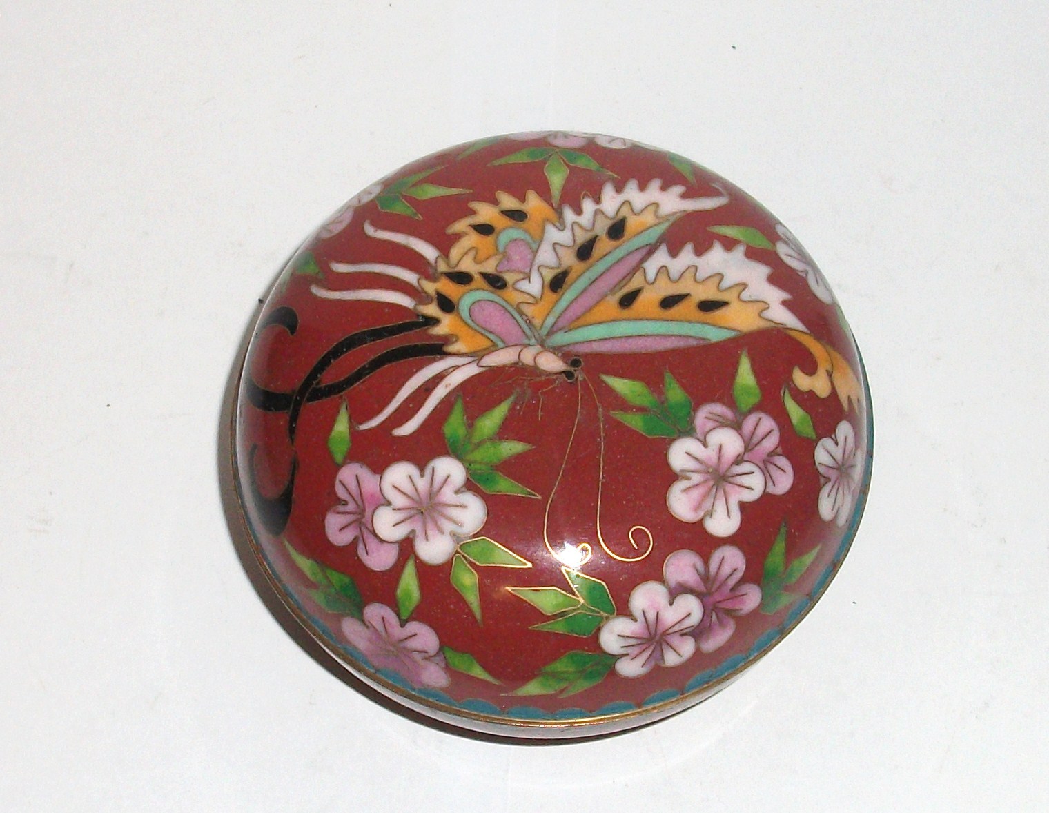 FLORAL BUTTERFLY CLOISONNE RED ENAMEL TRINKET JAR BOWL BOX