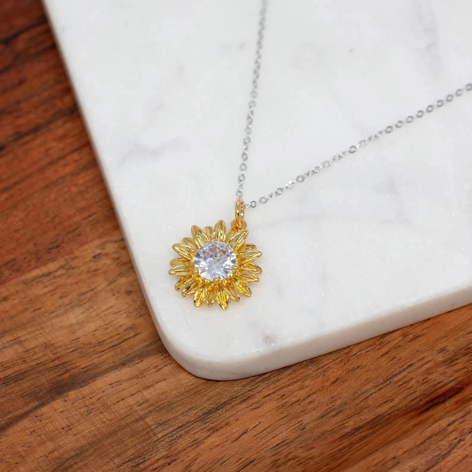 1Ct Round Cut Lab-Created Diamond Sunflower Shape Pendant 14K Yellow Gold Plated