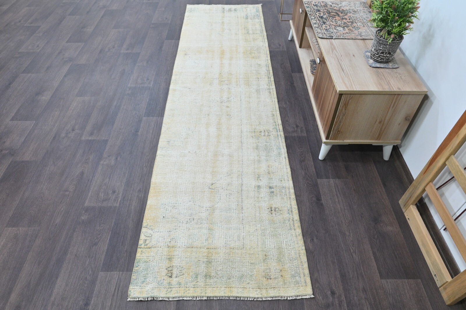 Vintage Turkish Runner Rug 2x9ft BEIGE Handmade Anatolian Oushak Hallway Wool