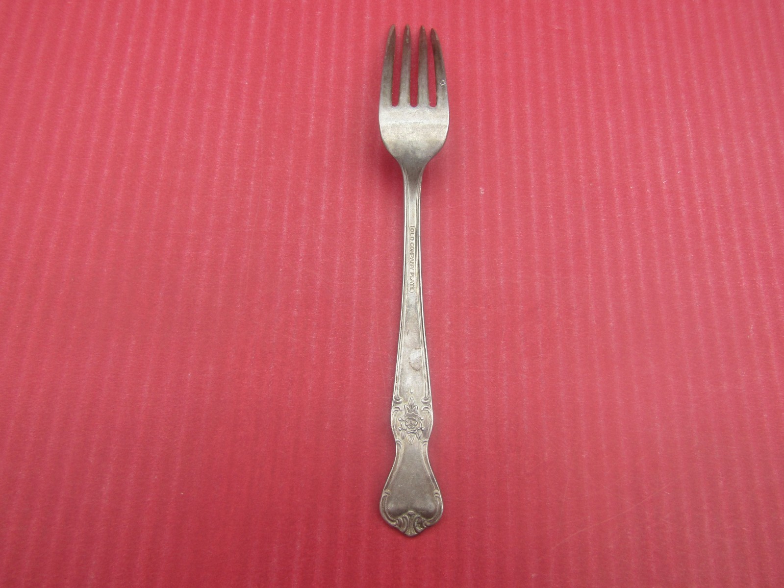 SILVER-PLATED DINNER FORK 7.5″ Old Company Plate Flower (Rose)