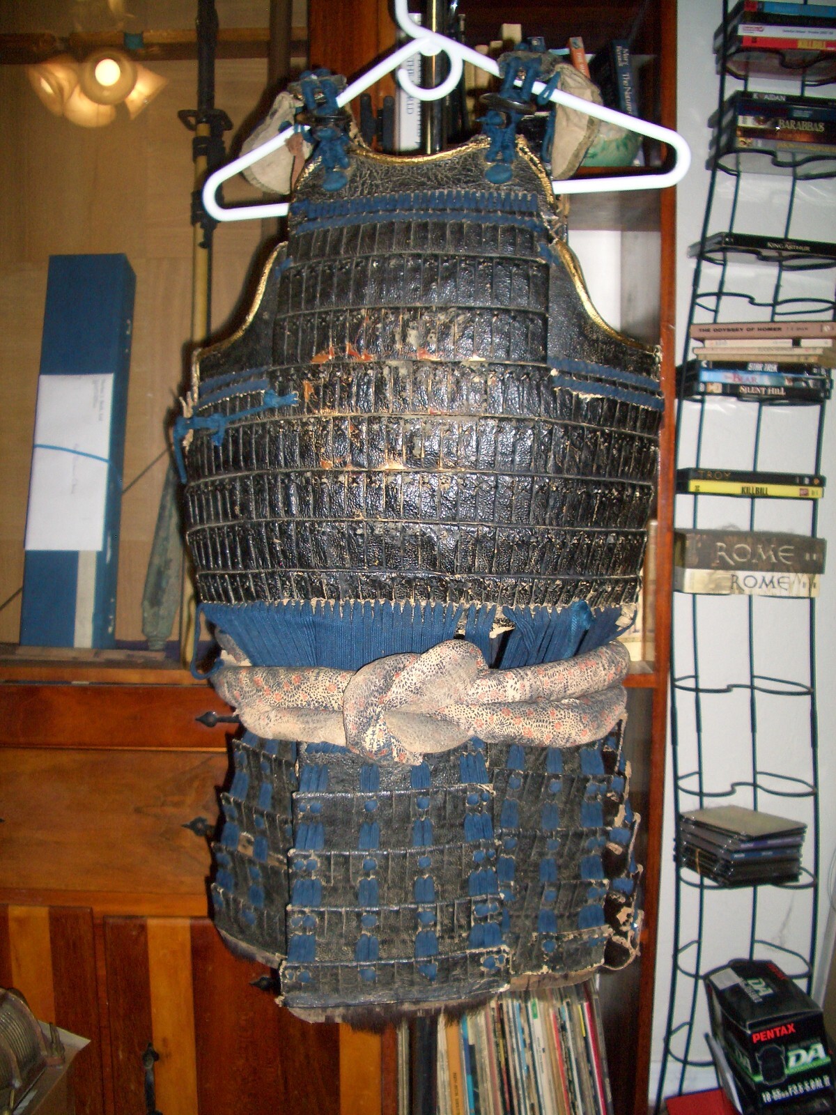 Early Muromachi Period Japanese Samurai Iyozane Do Maru Small Scale Dou Cuirass