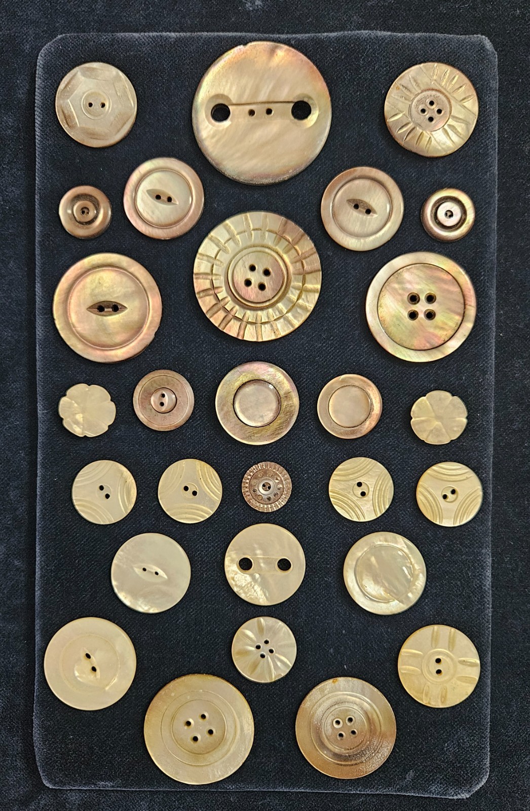 28 Antique & Vintage Carved Abalone & MOP Buttons