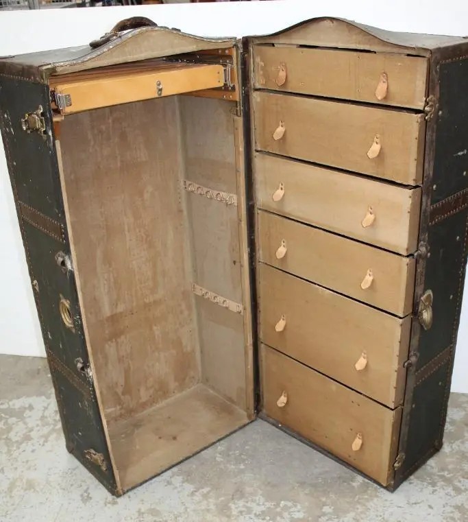 Antique Innovation Trunk Co. Steamer Dome Top Chest X-Large 30″x 17″x 22″ W/Key