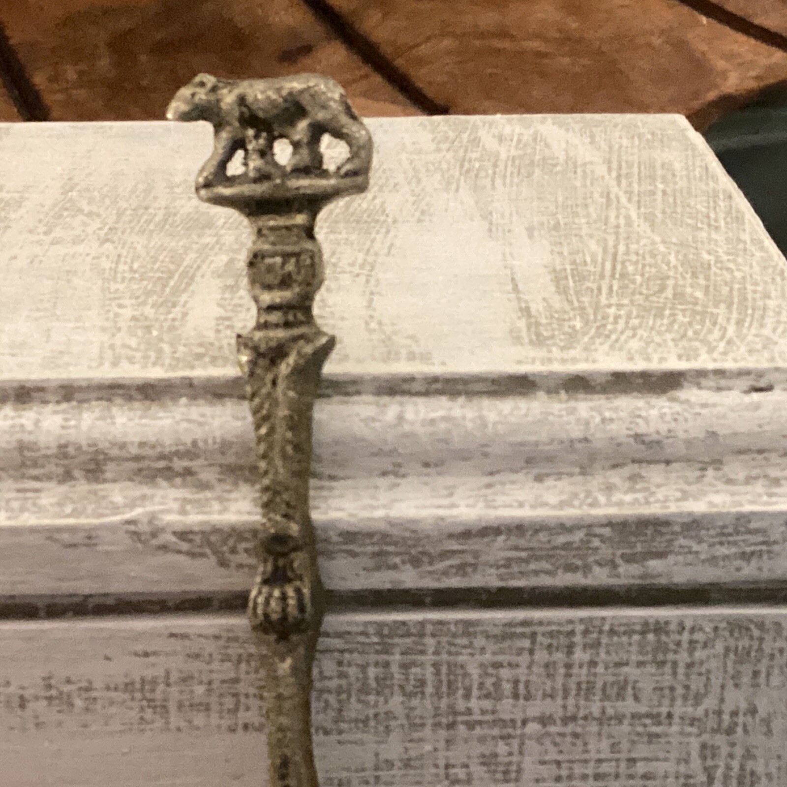 souvenir silver spoon with walking bear Vintage 4 3/4”