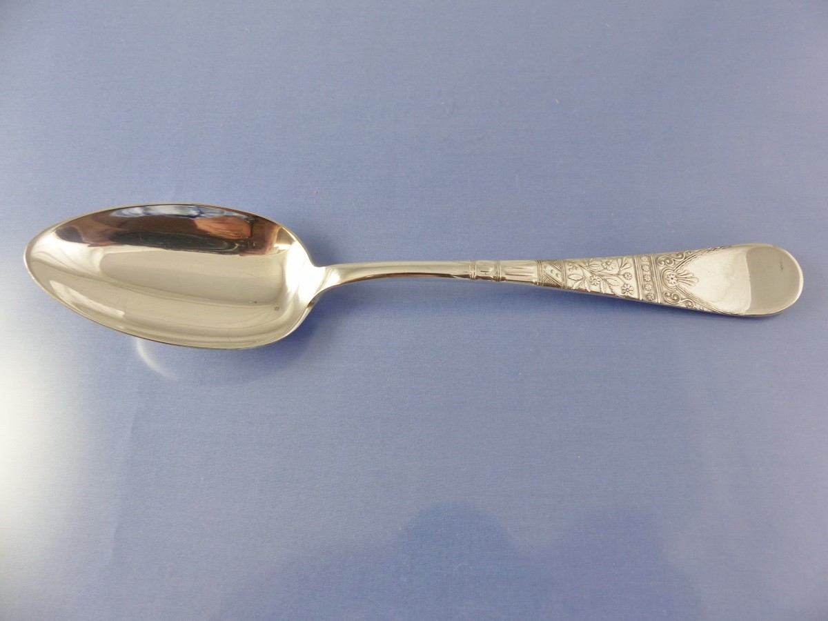 LORNE 1878 TABLE or SERVING SPOON BY 1847 ROGERS BROS