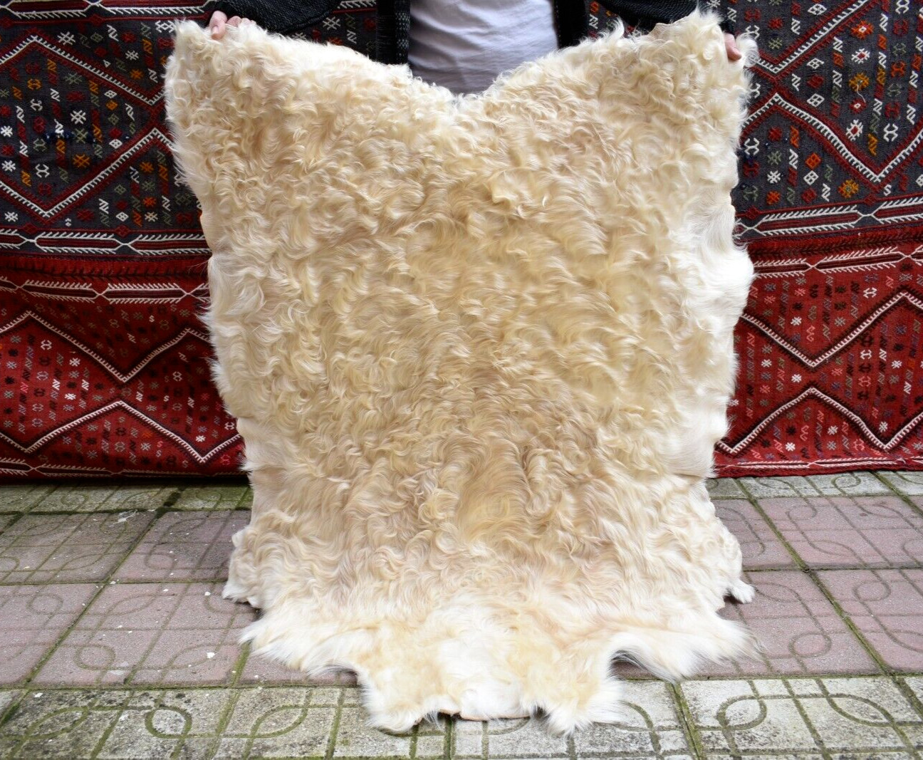 Angora Goat Leather Goatskin Fur 2 x 3 ft Pelt Hide 100% Natural Goat Skin Rug