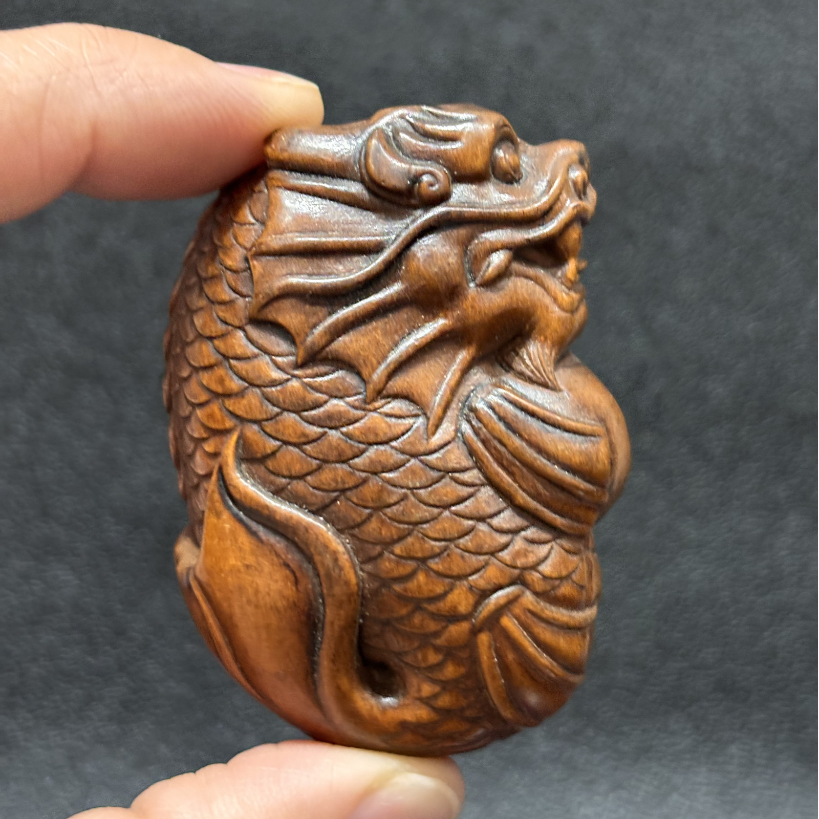 6 CM China Exquisite Boxwood Handmade Carved Dragon Fish Statue W313