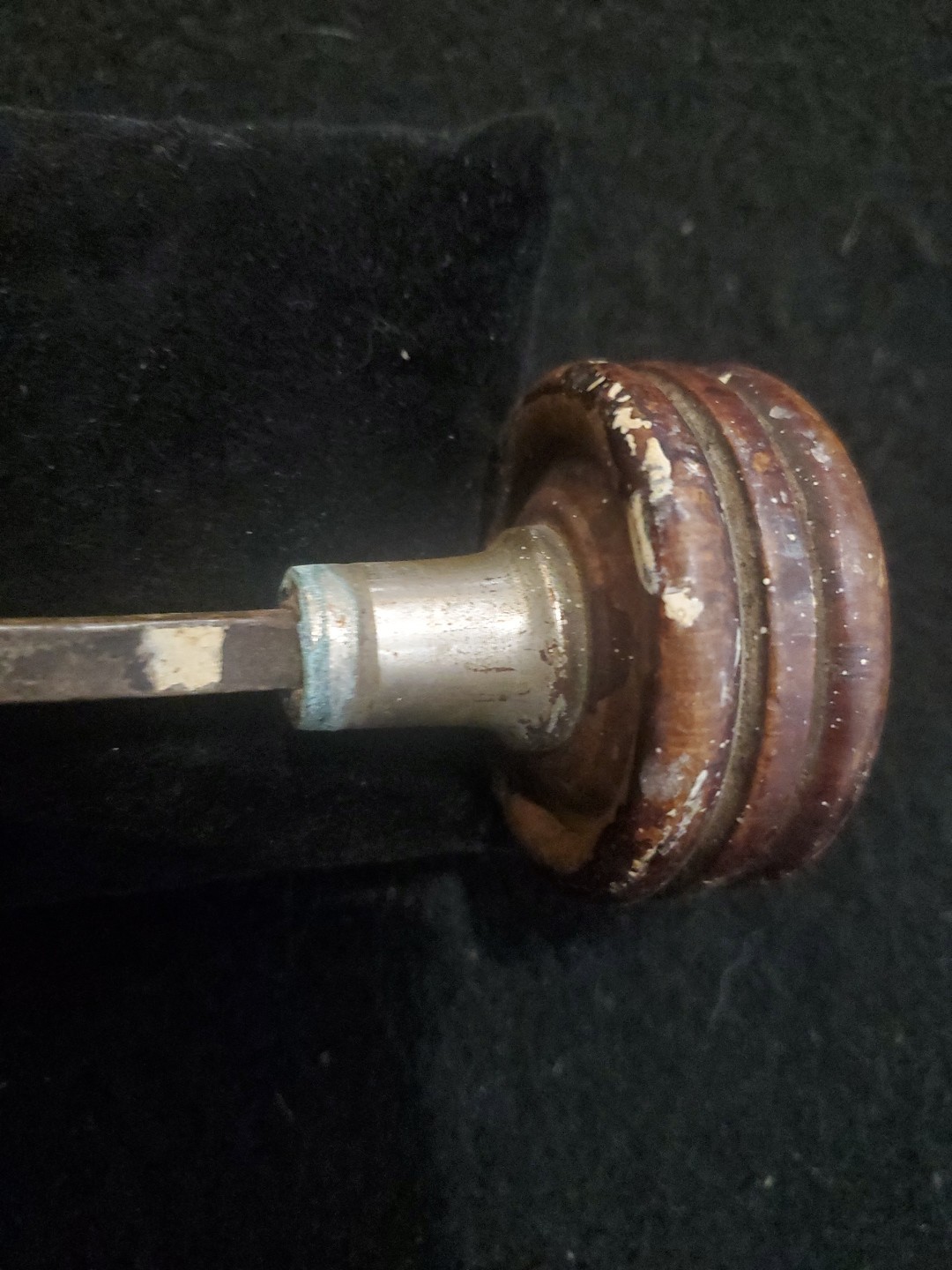 Antique Circular Plain Wooden Door Knobs