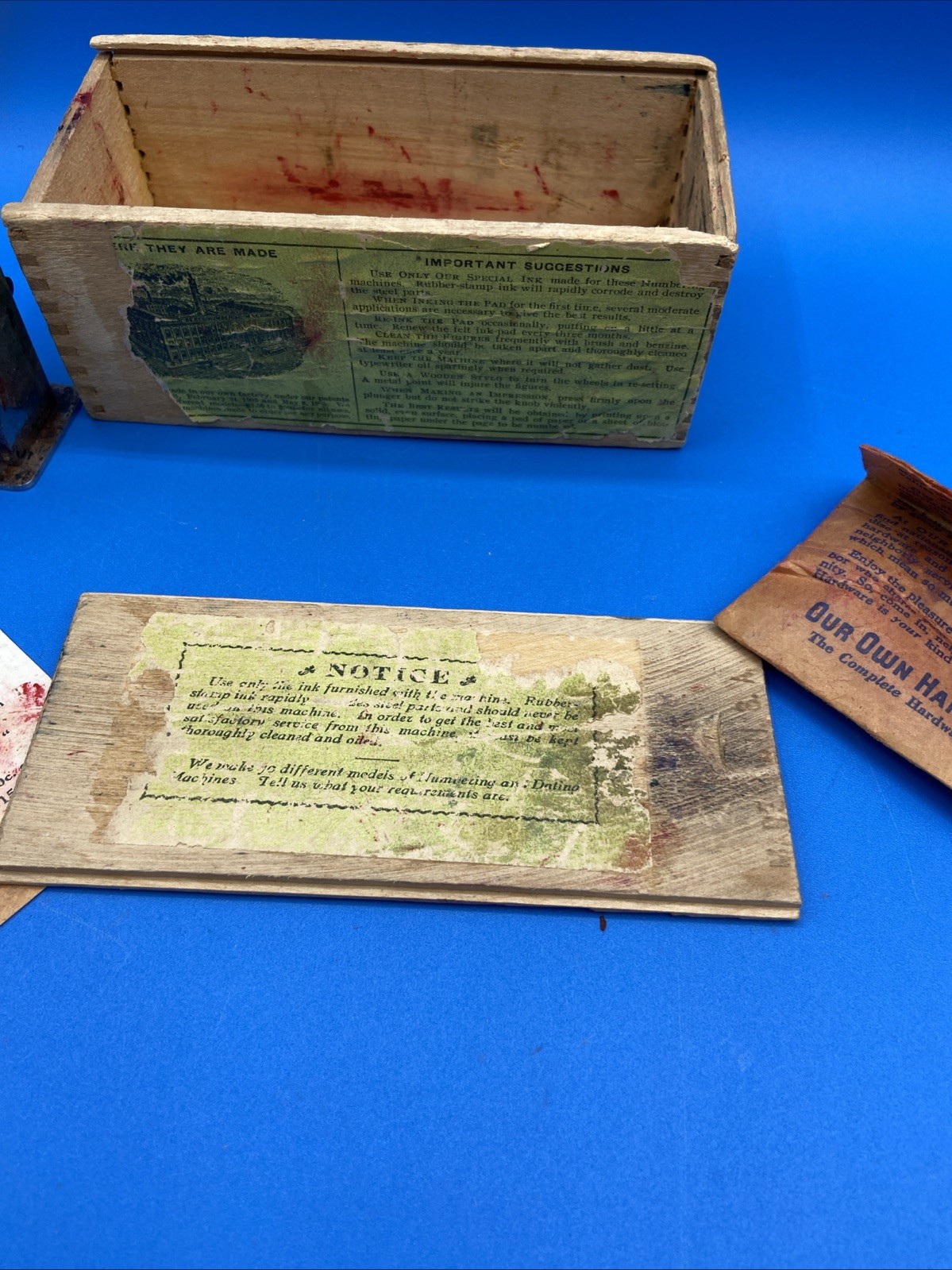 Bates NUMBERING MACHINE #49 wood Roberts box antique office business collectible
