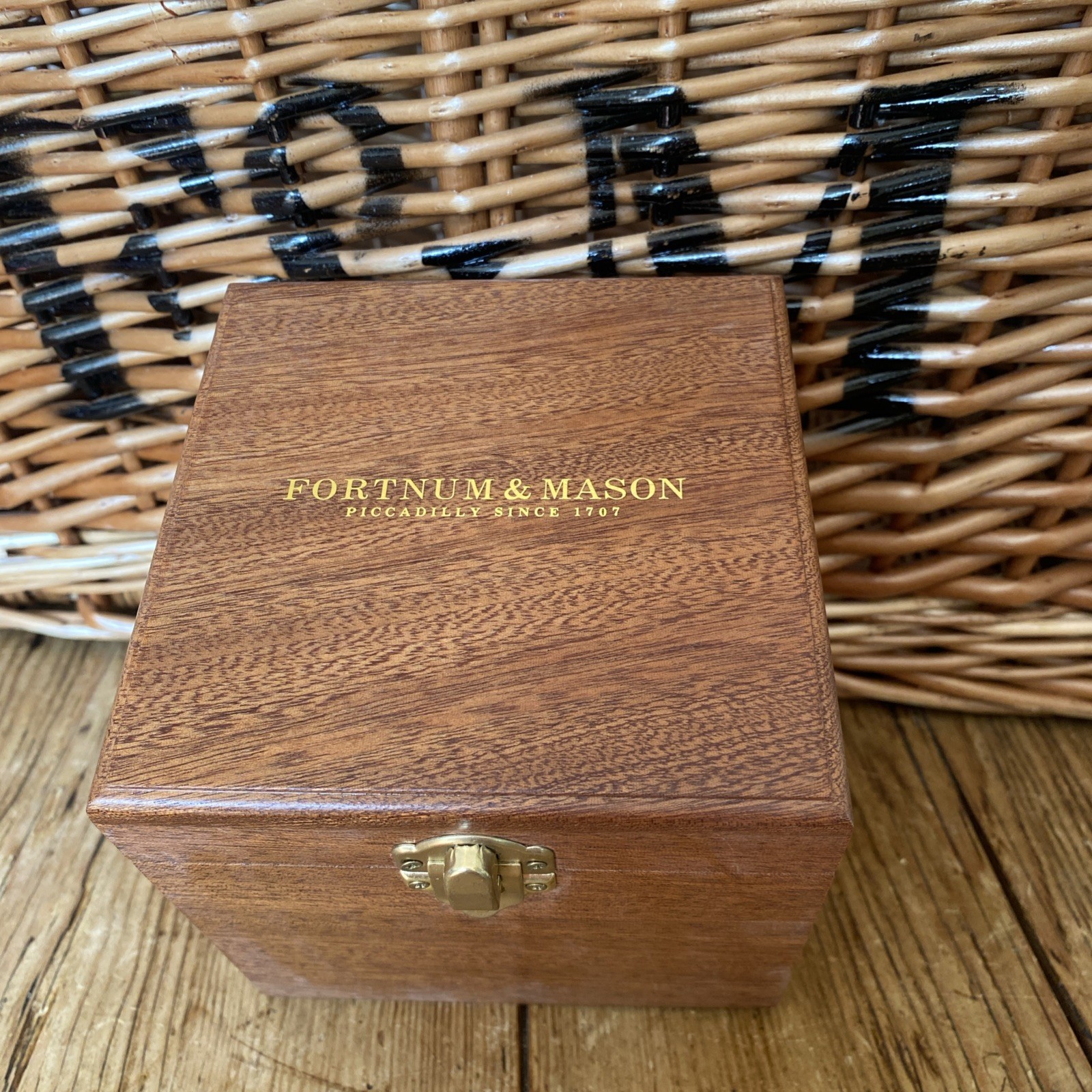 Fortnum & Mason ‘Empty’ Tea Box Caddy Lidded Wooden Box NIB F&M 12cm LAST FEW
