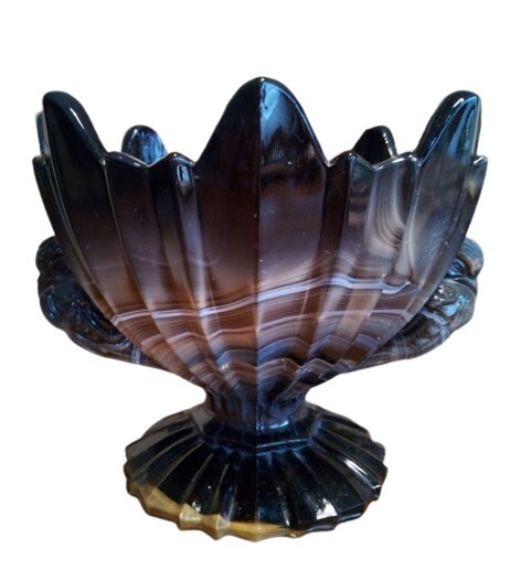 Vintage Glass Bowl/Cake Stand circa 1927-41 in Excellent condition