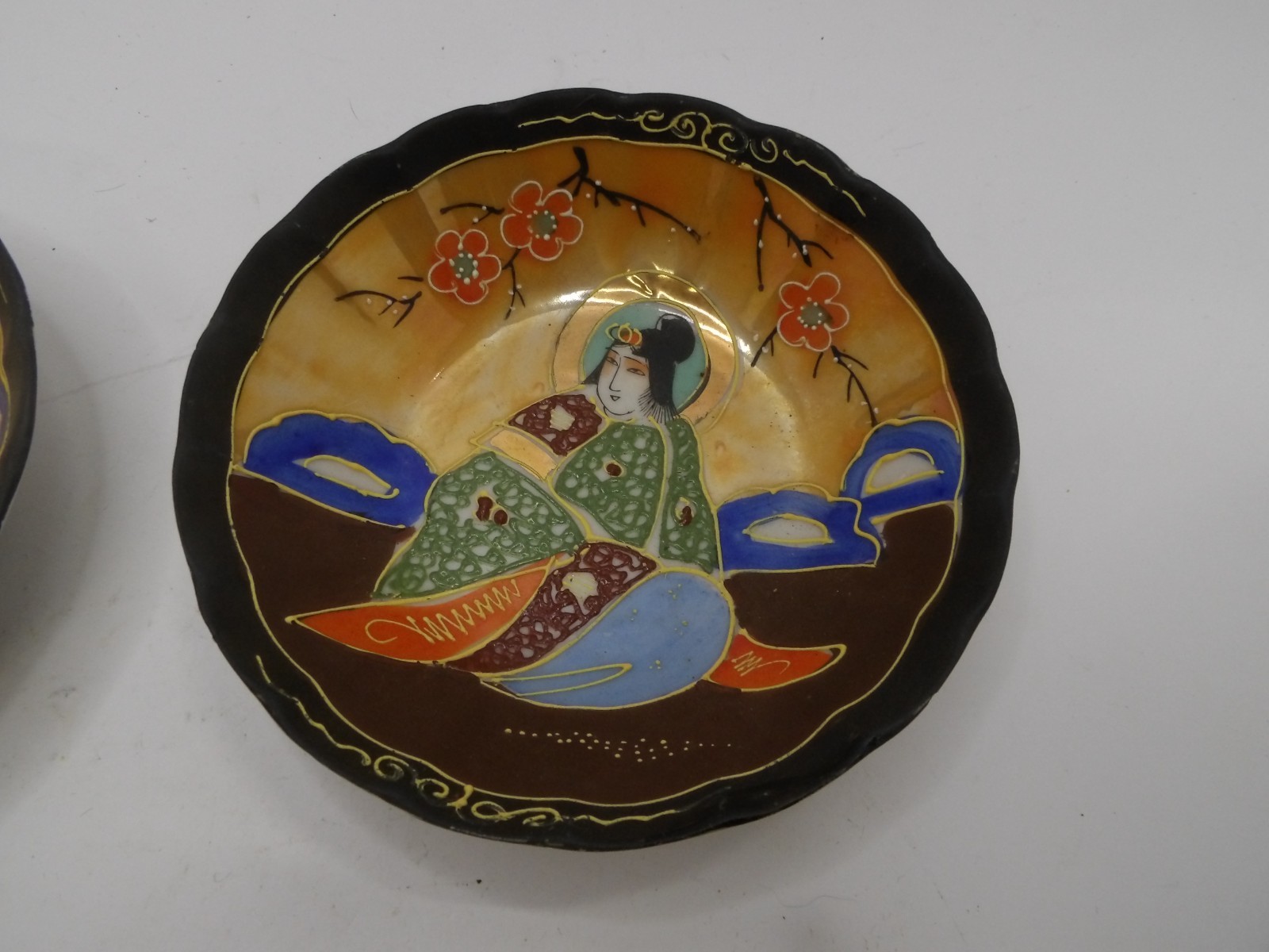 Set of 2 Hotta Yu Shoten & Co Handpainted Bowls made in Japan 5”